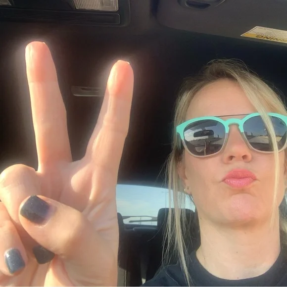 Like for Updates! 🦩🌸🌺 - Picture 7 of 7